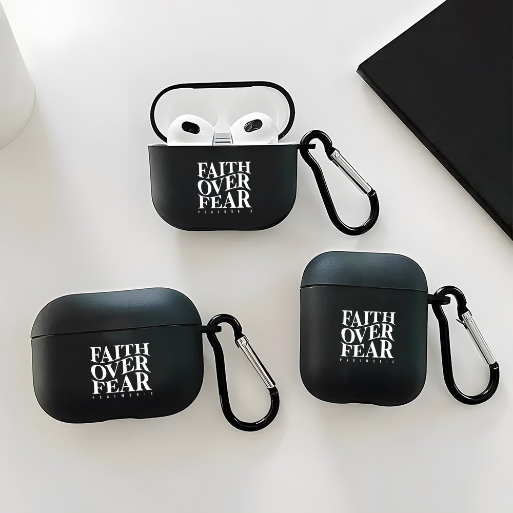 Coque AirPods “Faith Over Fear” – Étui TPU Noir & Blanc pour AirPods 1/2/3, Pro & Pro 2ᵉ Gén | Cadeau Spirituel Inspirant - L’ÂME URBAINE LIFESTYLE